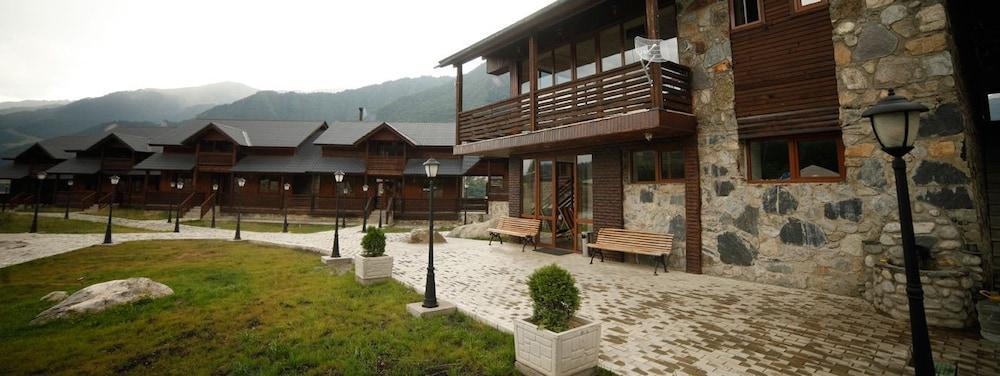 Hotel Banguriani Mestia Exteriér fotografie